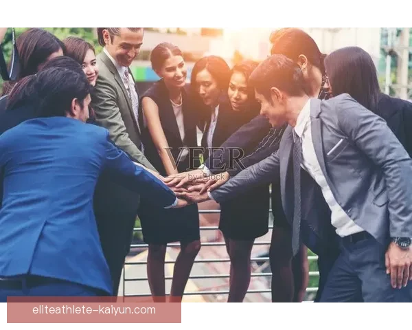 法马主帅风格分析：战术灵活性与团队协作的结合